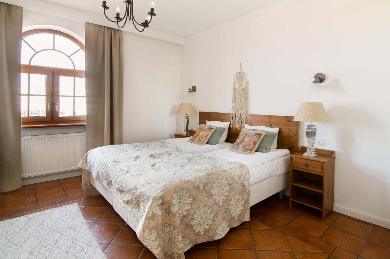 Hotel Lemoniada Lucmierz Ngoại thất bức ảnh