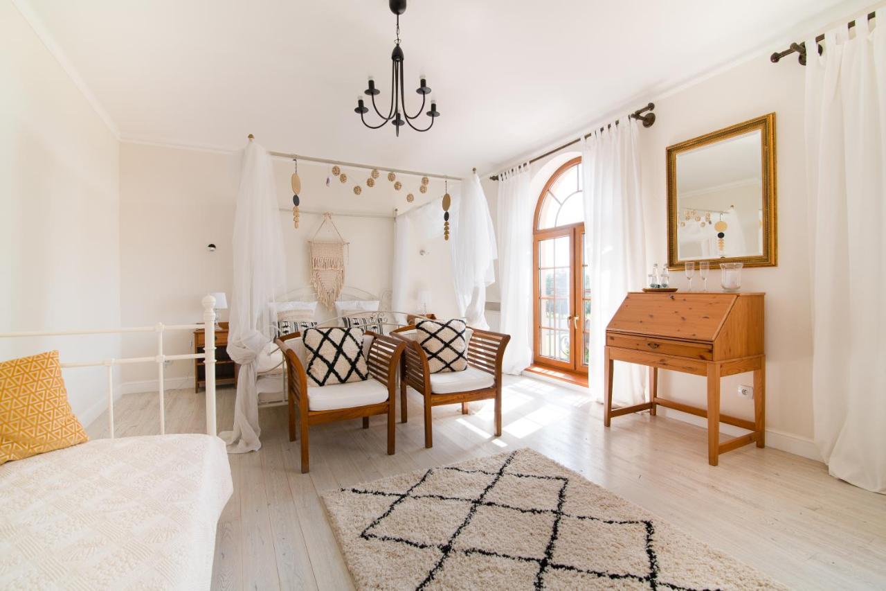 Hotel Lemoniada Lucmierz Ngoại thất bức ảnh