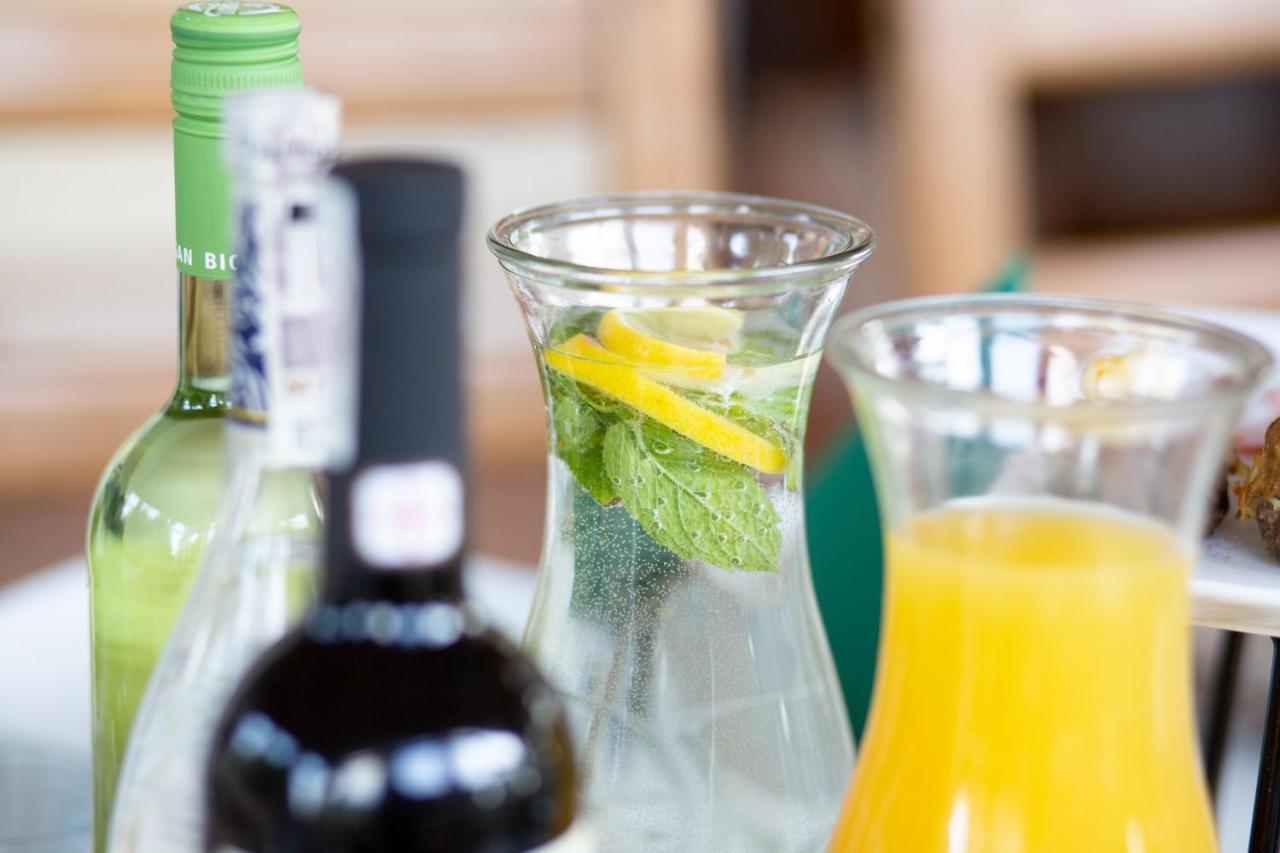 Hotel Lemoniada Lucmierz Ngoại thất bức ảnh