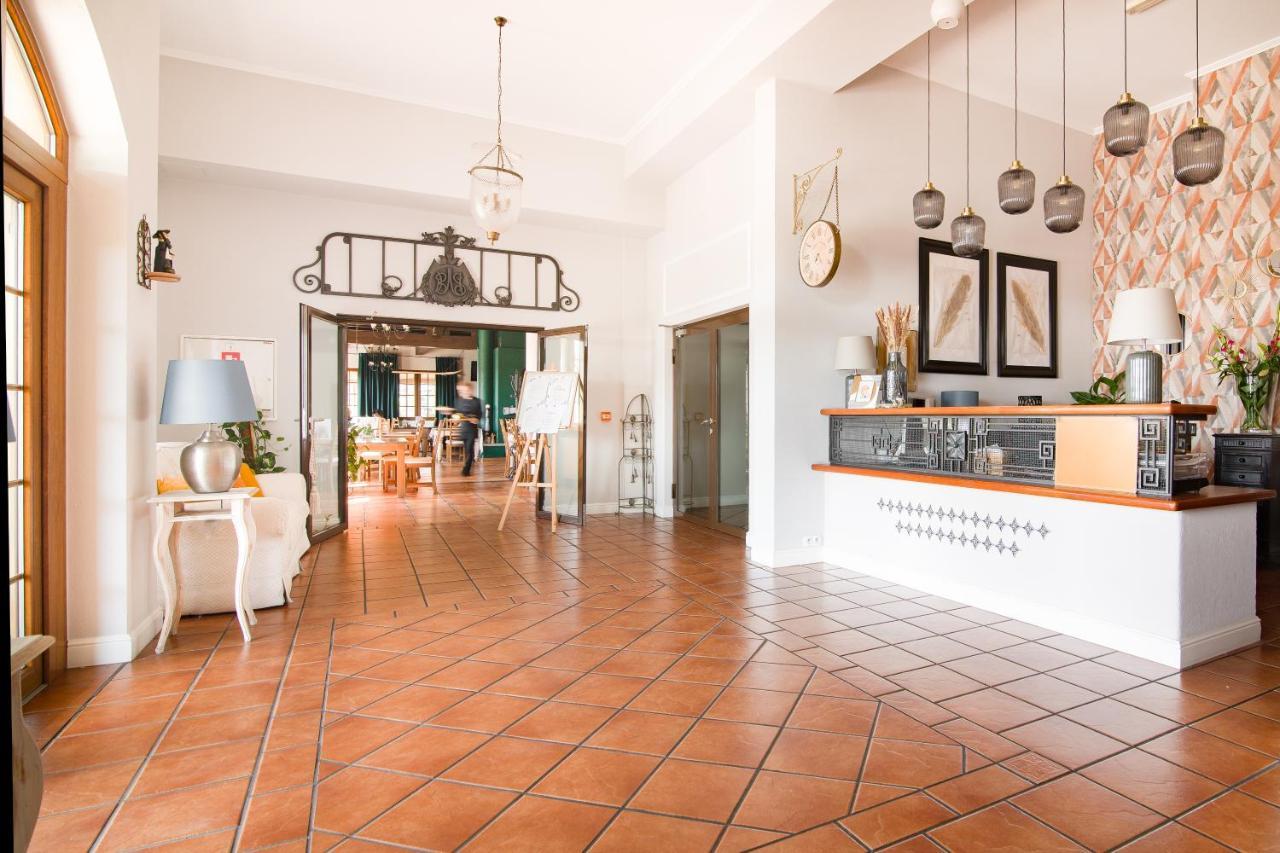 Hotel Lemoniada Lucmierz Ngoại thất bức ảnh
